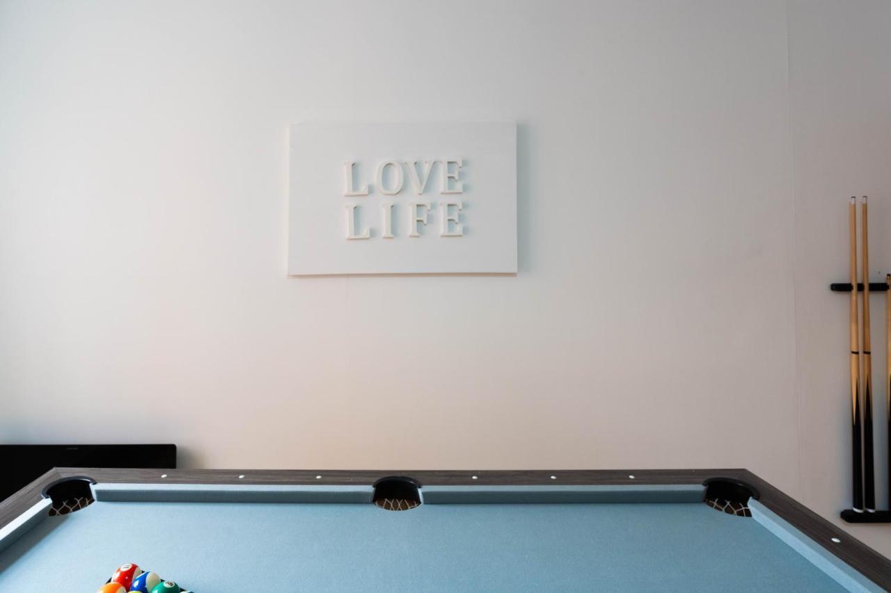 Stunning Townhouse With Pool Table Villa เบอร์มิงแฮม ภายนอก รูปภาพ