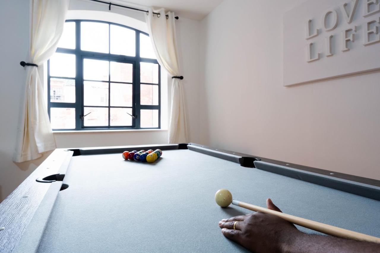 Stunning Townhouse With Pool Table Villa เบอร์มิงแฮม ภายนอก รูปภาพ